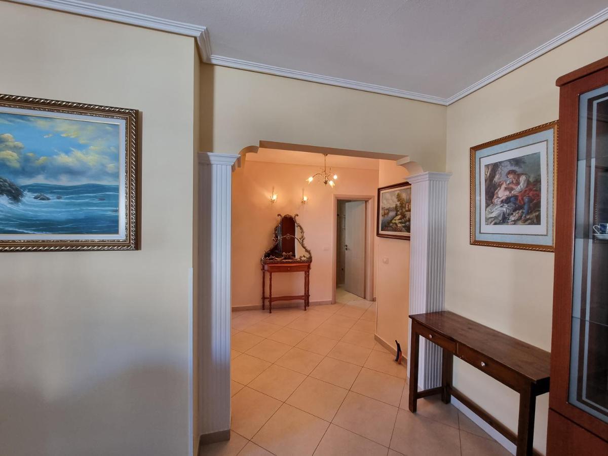 City Center Apartment 1 Sarandë Eksteriør billede